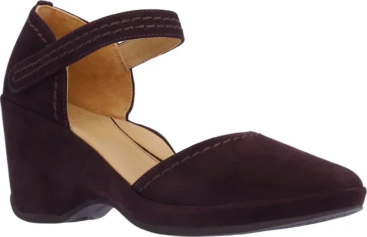Orva Wedge Sandal