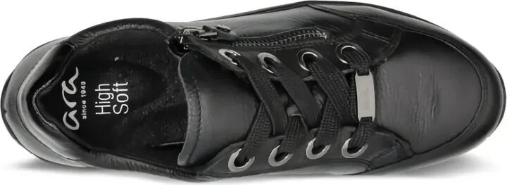 Osaka sneakers - Image 4