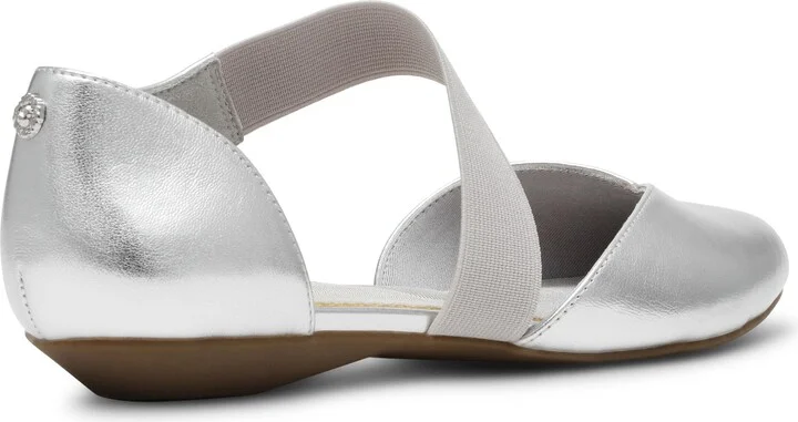 Ostara Almond Toe Flat - Image 9
