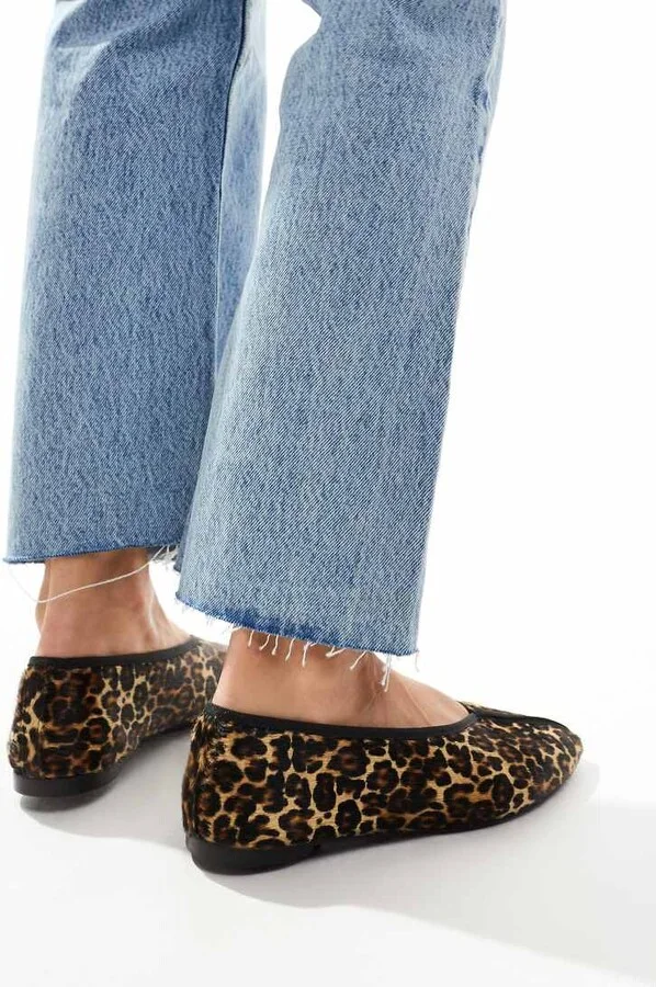 & Other Stories leather pointed ballet flats with front seam detail in textured leopard print - Image 2