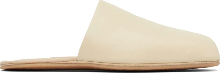 OUR LEGACY WORK SHOP Emporio Armani Beige Cigarr Slippers