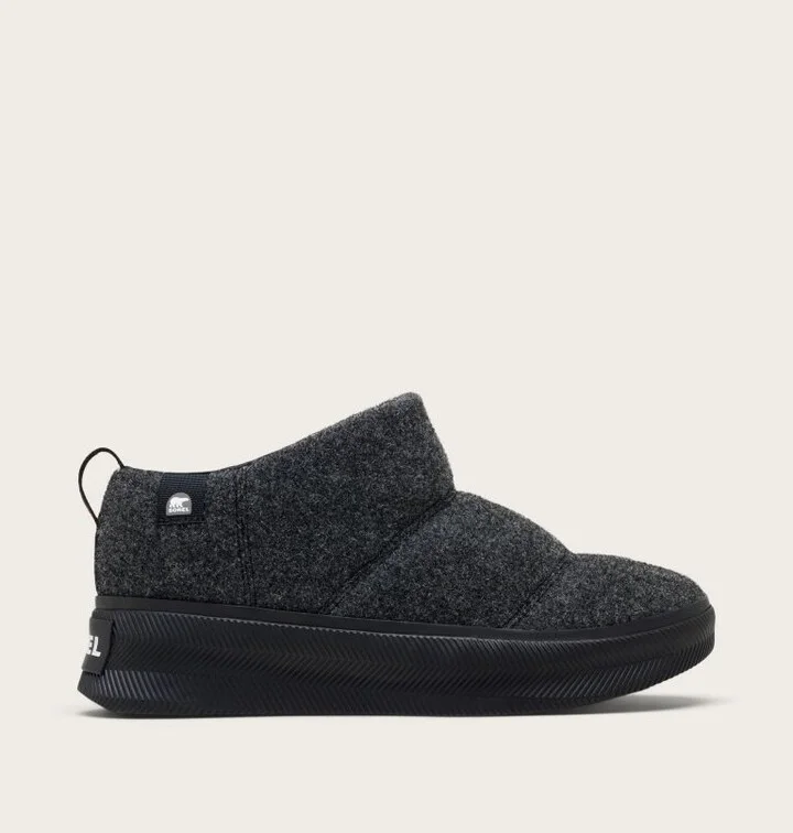 Black/ Sea Salt