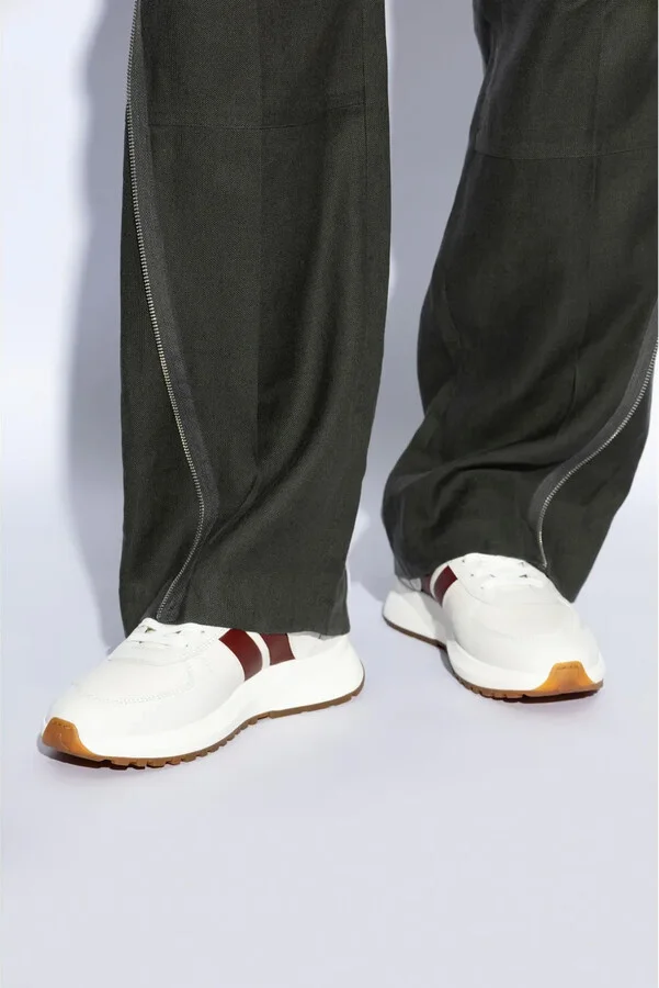 Outline sneakers - Image 2