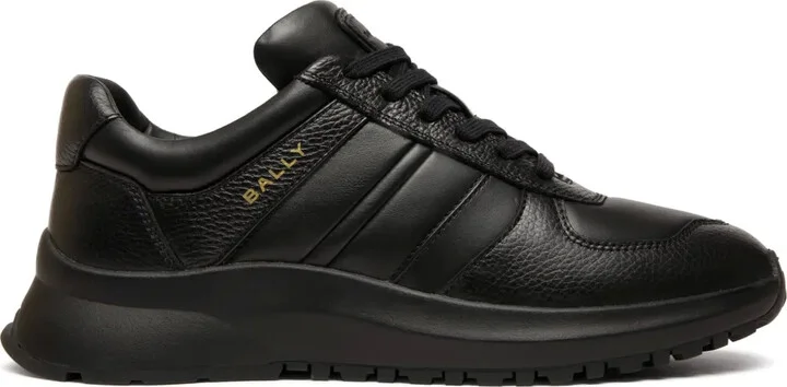 Outline sneakers