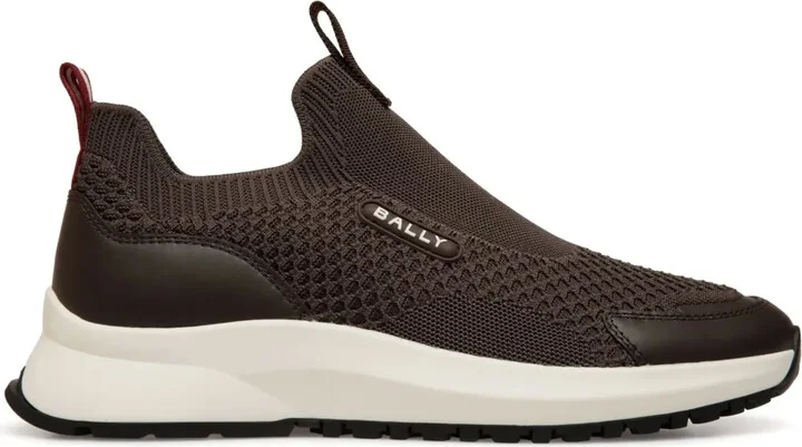 Outline sneakers