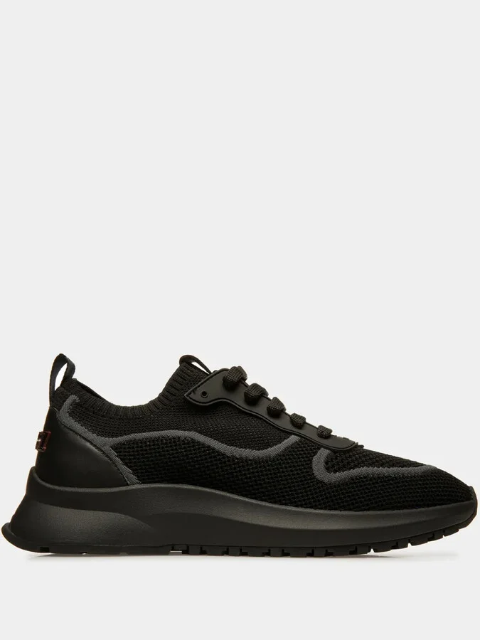 Outline sneakers
