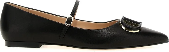 Oval T Flat Shoes