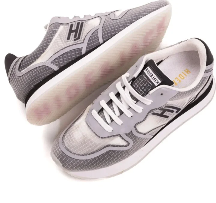 Over sneakers - Image 3