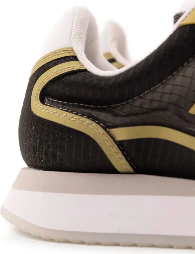 Over sneakers - Image 5