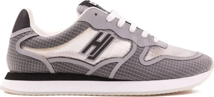 Over sneakers