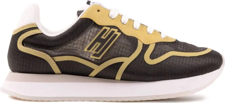 Over sneakers