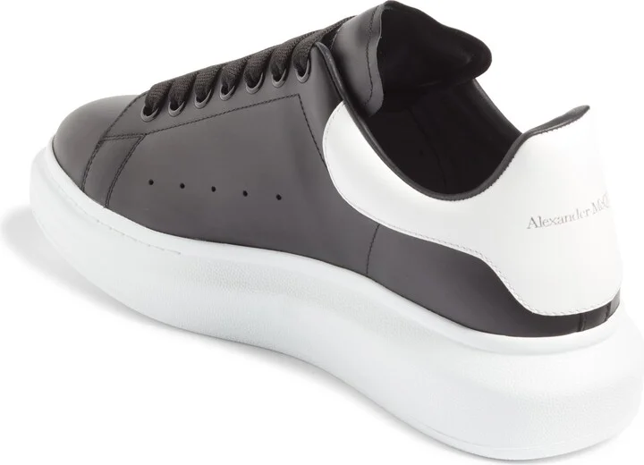 Oversize Sneaker - Image 2