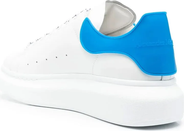 Oversized lace-up sneakers - Image 3