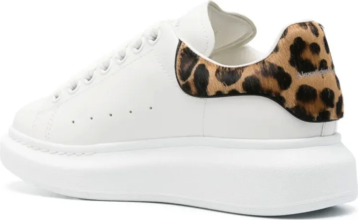 Oversized leather sneakers - Image 3