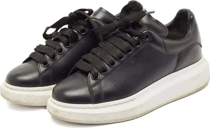 Oversized leather sneakers - Image 2