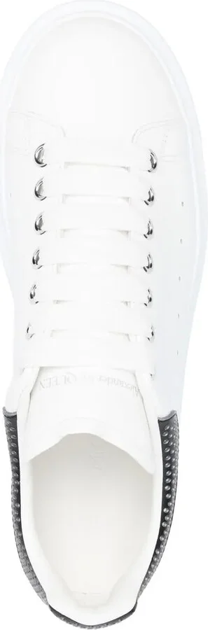 Oversized low-top leather sneakers - Image 4