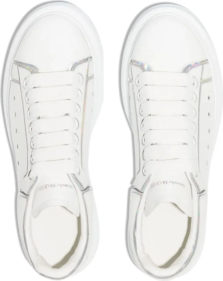 Oversized low-top sneakers - Image 4