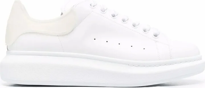Oversized low-top sneakers