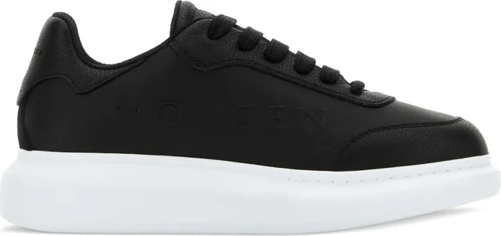 Oversized low-top trainers