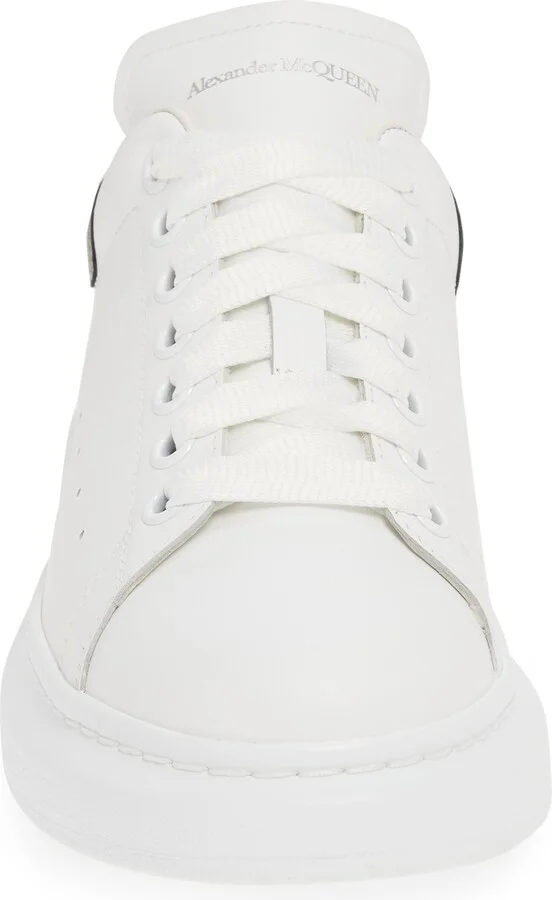Oversized Sneaker - Image 4