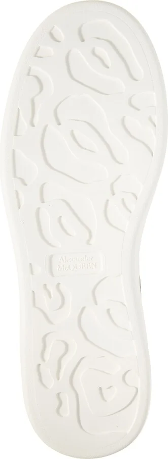 Oversized Sneaker - Image 6