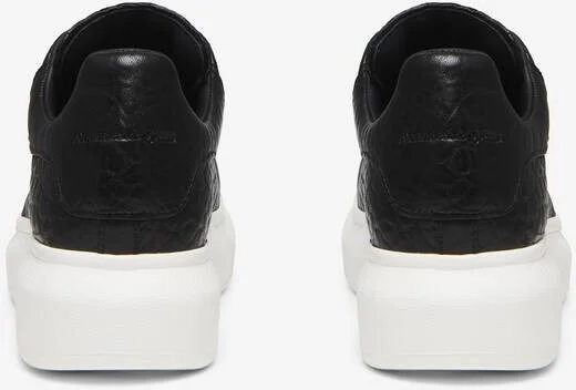 Oversized Sneaker - Image 4