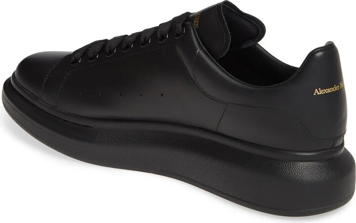 Oversized Sneaker - Image 2