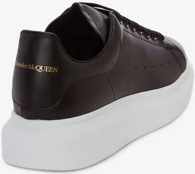 Oversized Sneaker - Image 4