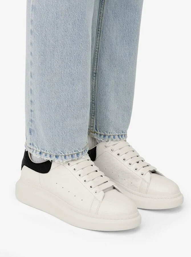 Oversized Sneaker - Image 3