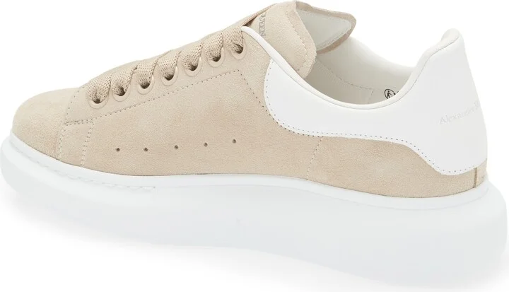 Oversized Sneaker - Image 2