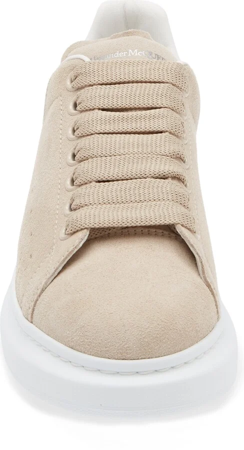 Oversized Sneaker - Image 4