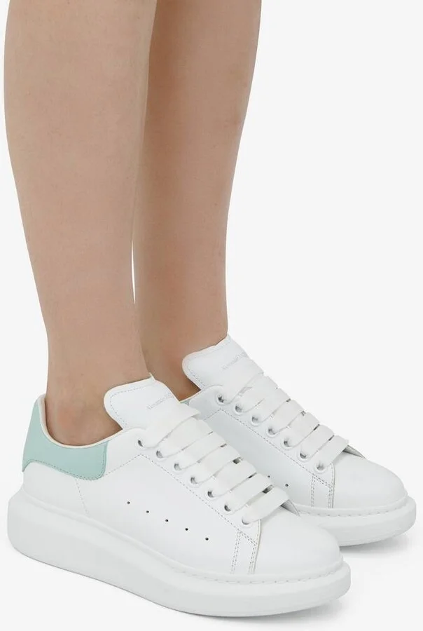 Oversized Sneaker - Image 3