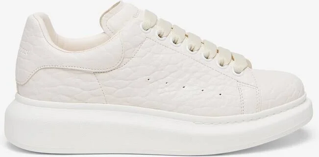 Oversized Sneaker - Image 2