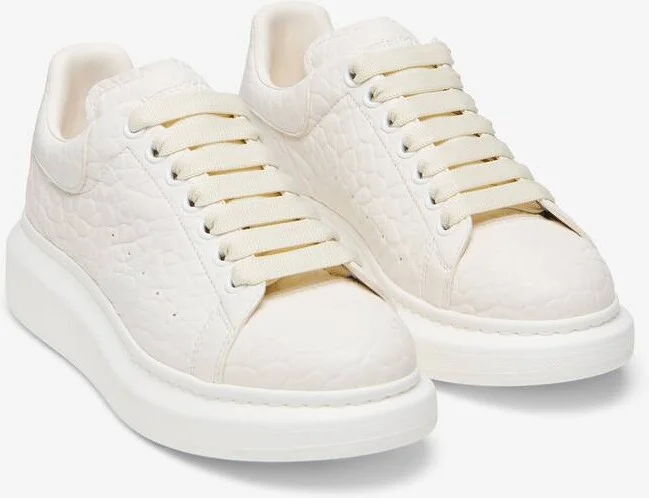 Oversized Sneaker - Image 3
