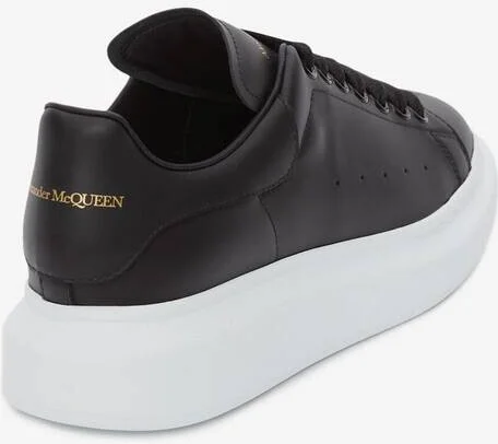 Oversized Sneaker - Image 4