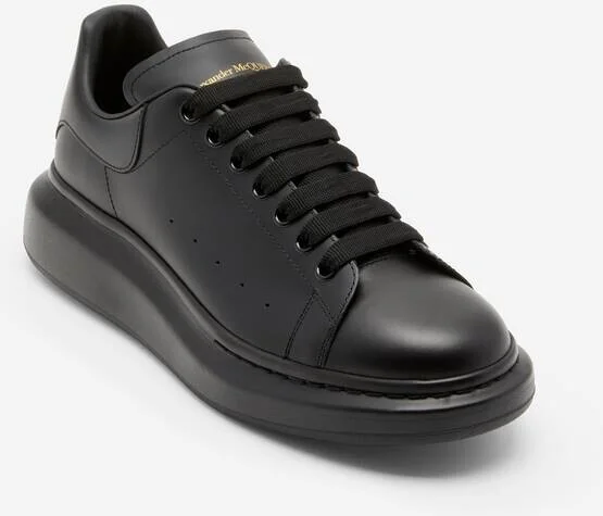 Oversized Sneaker - Image 3