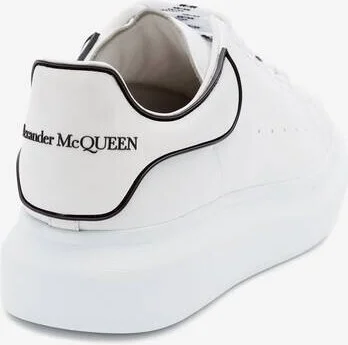 Oversized Sneaker - Image 4