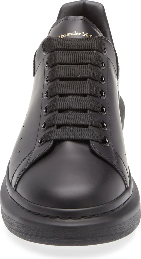 Oversized Sneaker - Image 4