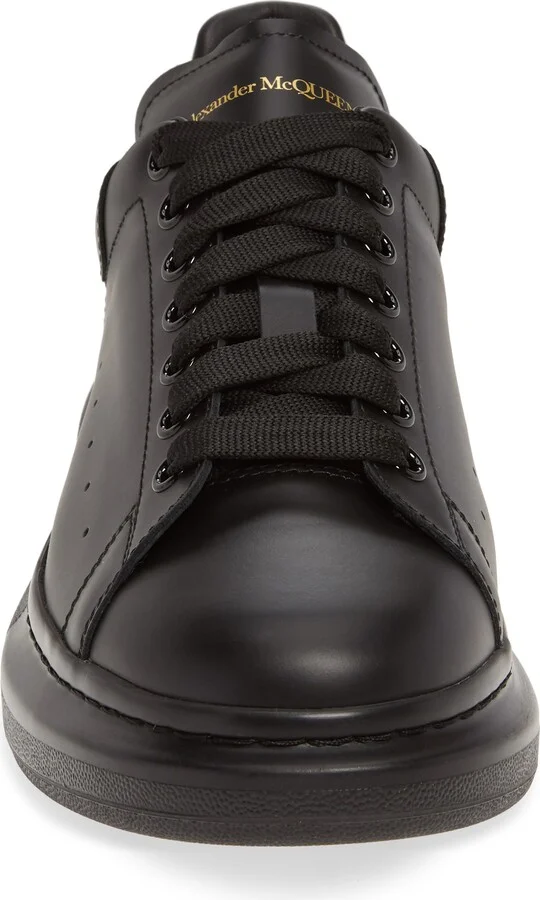 Oversized Sneaker - Image 4