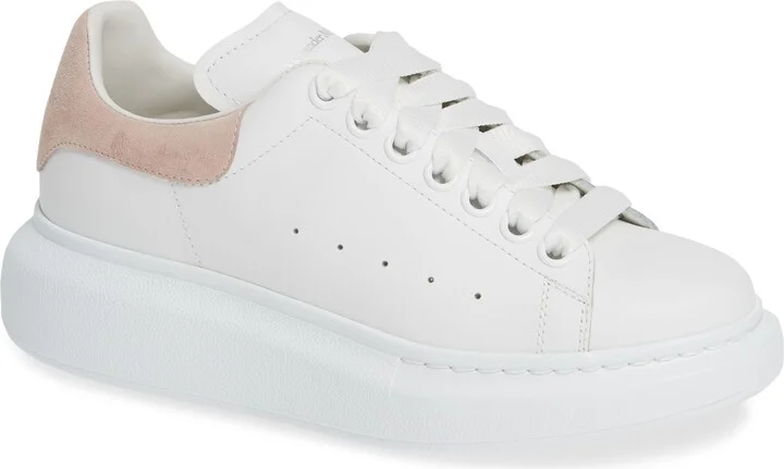 Oversized Sneaker