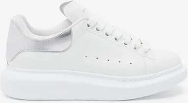 Oversized Sneaker