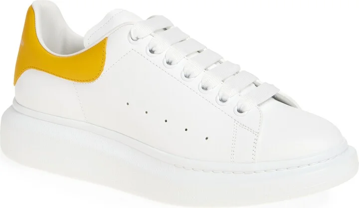 Oversized Sneaker