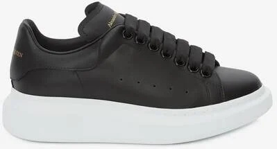 Oversized Sneaker