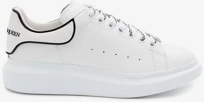 Oversized Sneaker