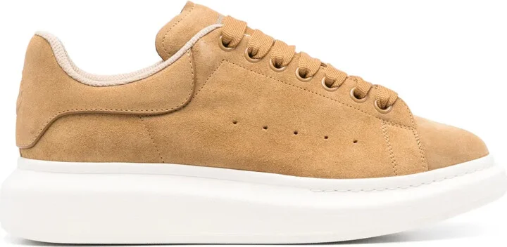 Oversized sneakers
