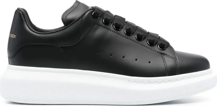 Oversized sneakers