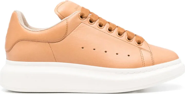 Oversized sneakers