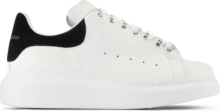 Oversized sneakers