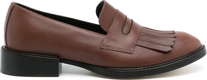 Oxford fringed slip-on shoes