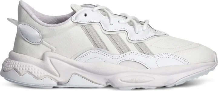 Ozweego lace-up 3-stripes sneakers